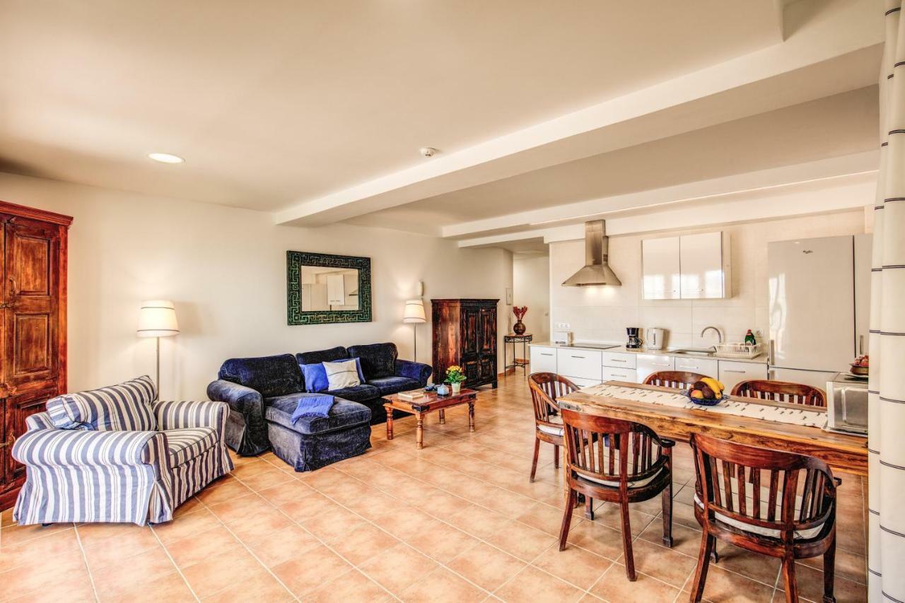 Granada I Apartments Patalavaca Kültér fotó